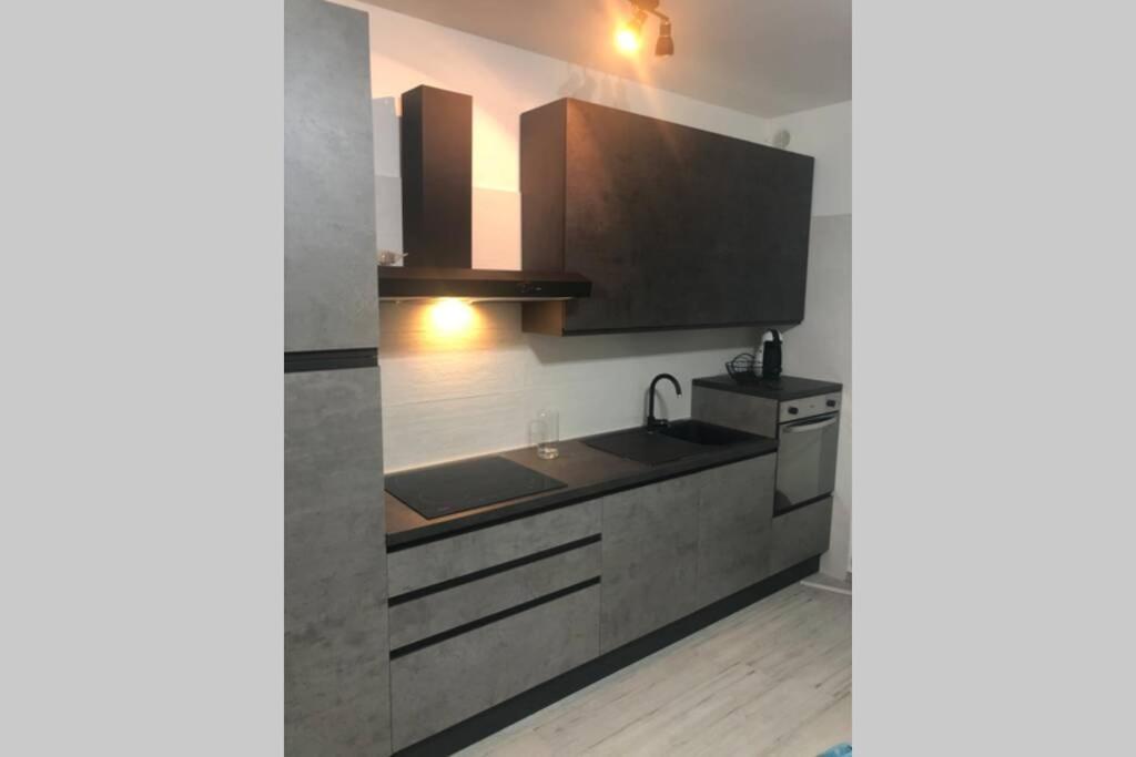 Nuovo Appartamento Elegante,Curato Nei Dettagli Decimomannu Exterior photo
